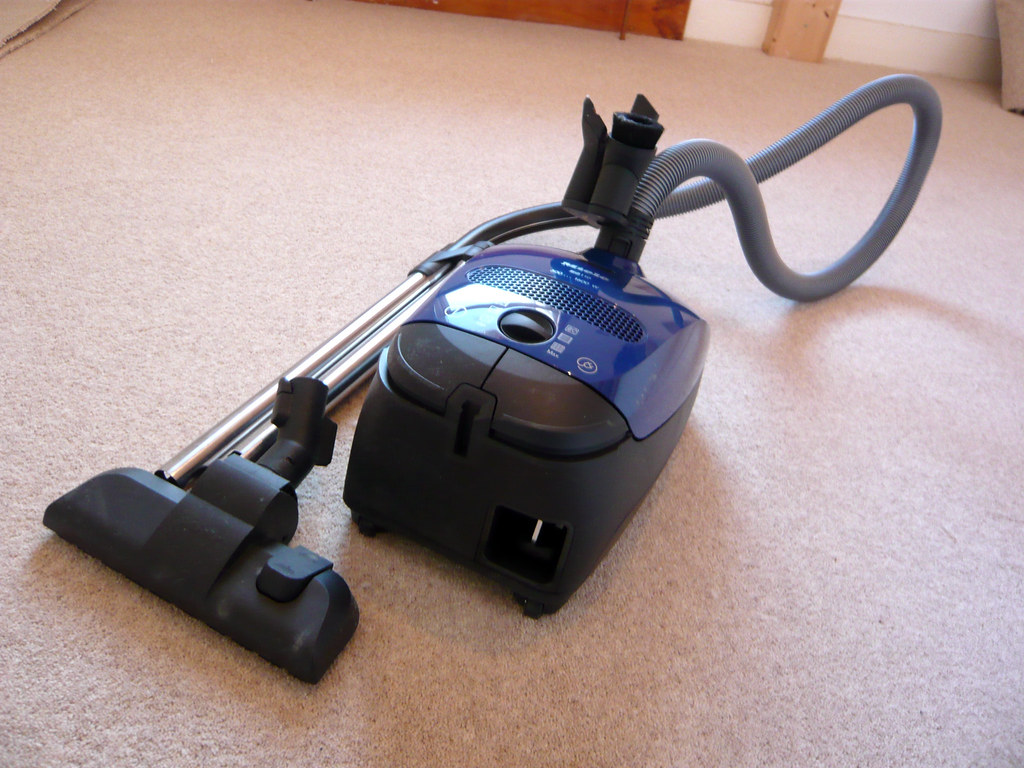Scheduling Vacuum Cleaning Can Keep Your House Tip Top
