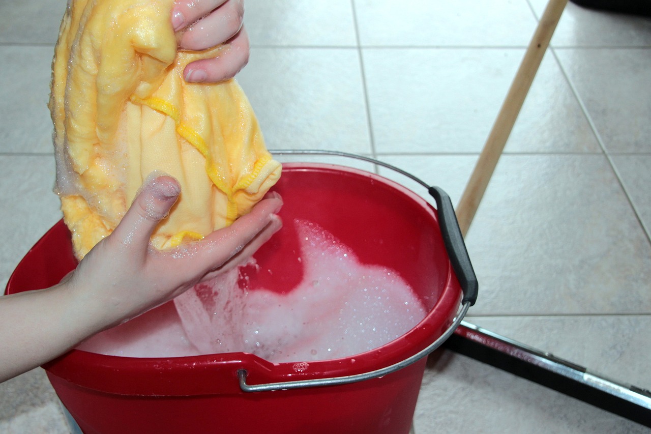 Traditional Eco Friendly Method of Floor Cleaning Tips